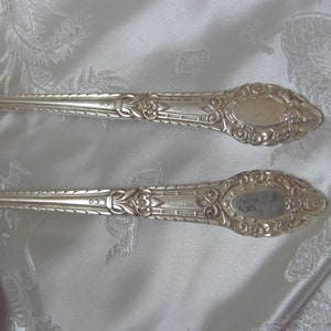 Rendezvous Old South Pattern 1938 // Silver Plate Large Serving Spoons Set of 2 - No Mono
