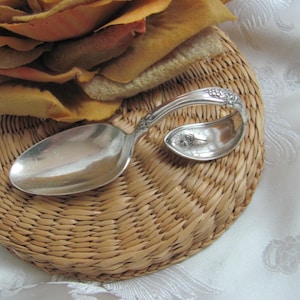 La Vigne Pattern 1908 // Silver Plated Small Baby Infant Curved Bent Spoon // Vintage Antique Silverware Flatware // Many more in my shop
