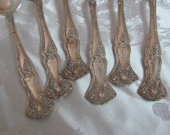 6 Teaspoons - Vintage 1904 Pattern 1847 Rogers Silver Plate // No Mono // Antique Silverware Flatware Cutlery