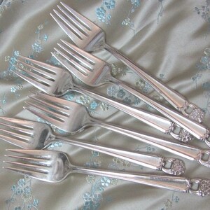 Eternallly Yours Pattern // Set of 8 Vintage Silver Plate Salad Dessert Forks - 1847 Rogers - No Mono // Vintage Silverware Flatware