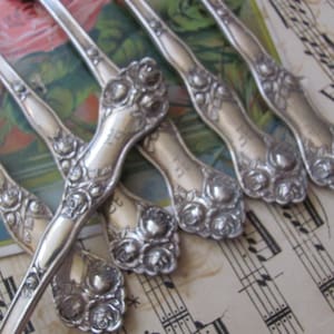 Bride Pattern 1910 - 6 Silver Plate Dinner Forks Super Fancy Ornate // Holmes & Edwards // Vintage Antique SIlverware Flatware