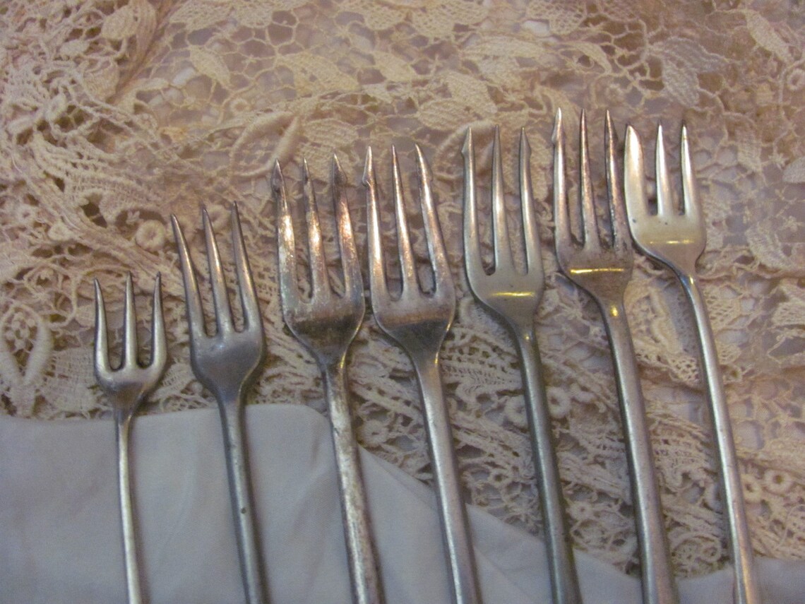 Crab Forks Lot of 7 Antique Silver Plate 3 Prong Forks Crab Etsy