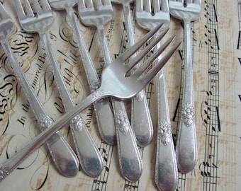 Juego de cubiertos Adoration Pattern 1939 // 8 Tenedores de Plata para Ensalada y Postre - 1847 Rogers // Cubiertos antiguos de plata