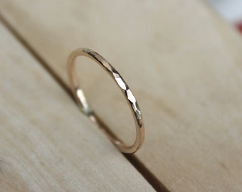 14k SOLID Gold hammered ring, 14K yellow gold, solid textured band,