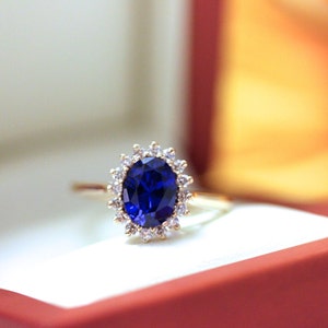 Blue Sapphire Engagement Ring Diamond Halo Ring Yellow Gold - Etsy