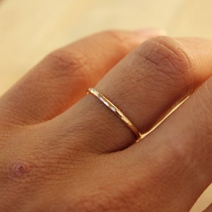 14k SOLID Gold hammered ring, 14K yellow gold, solid textured band, image 2