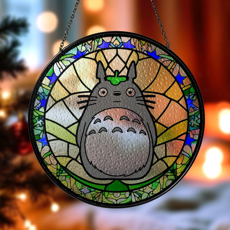 Solfångare i glas i skogsanda – Min granne-inspirerad glaskonst – Studio Ghibli – Fönster- och väggbonad – Gåva till animeälskare bild 5