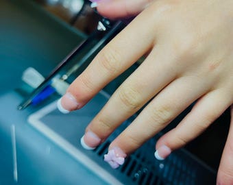 french tip press ons with pink bow/hand painted press on nails/ faux acrylic nails/ gel nails/pink press on nails/ white press on nails