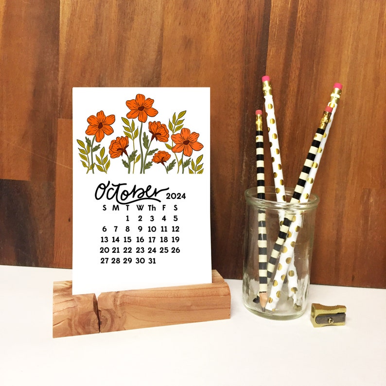 2024 Desk Calendar Floral image 7