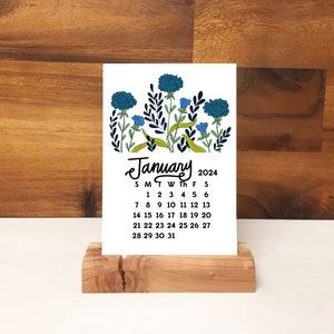 2024 Desk Calendar Floral image 1