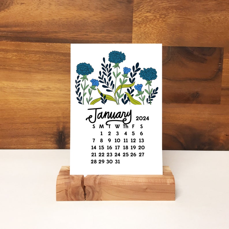 2024 Desk Calendar Floral image 1