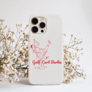 ゴルフカート バービー スマホケース | レトロなピンクのラインアートデザイン | プレッピーガーリーゴルフ iPhone カバー | 彼女へのスタイリッシュなギフト | トレンディなキャディー美学