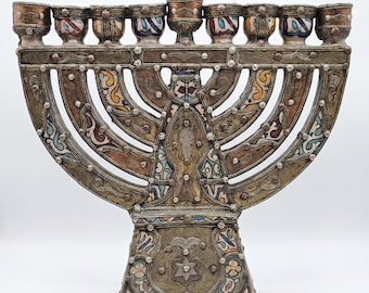 Menorá de Janucá marroquí de estilo antiguo con filigrana de metal mixto y cerámica, candelabro judío de nueve brazos, pieza única de judaica hecha a mano.