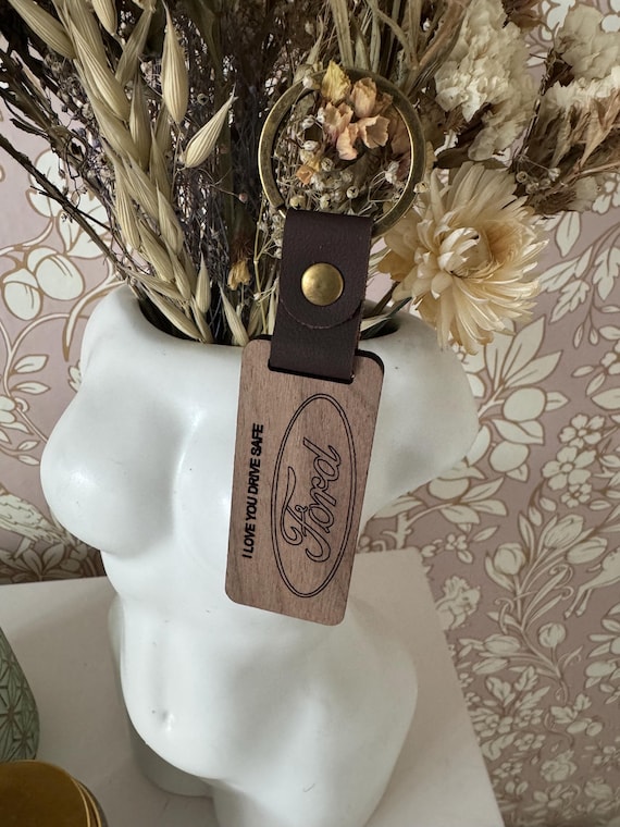 Custom Leather Keychain w/ Engraving – Groomsmen or Gift Idea