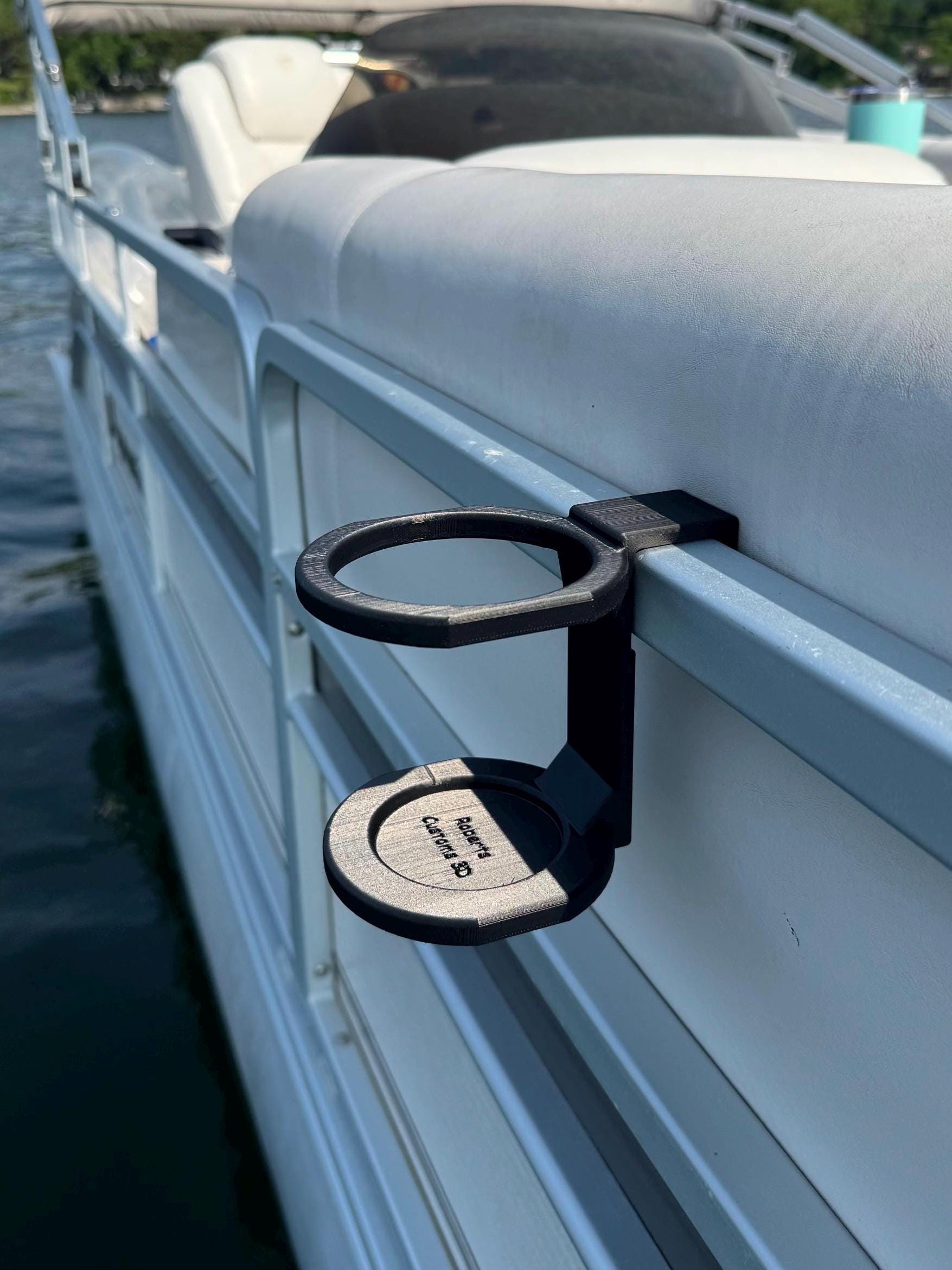 Set Di 4 Portabicchieri A Forma Di Barca In Acciaio - 68x55 Mm Per Tavoli Da Poker E Divano