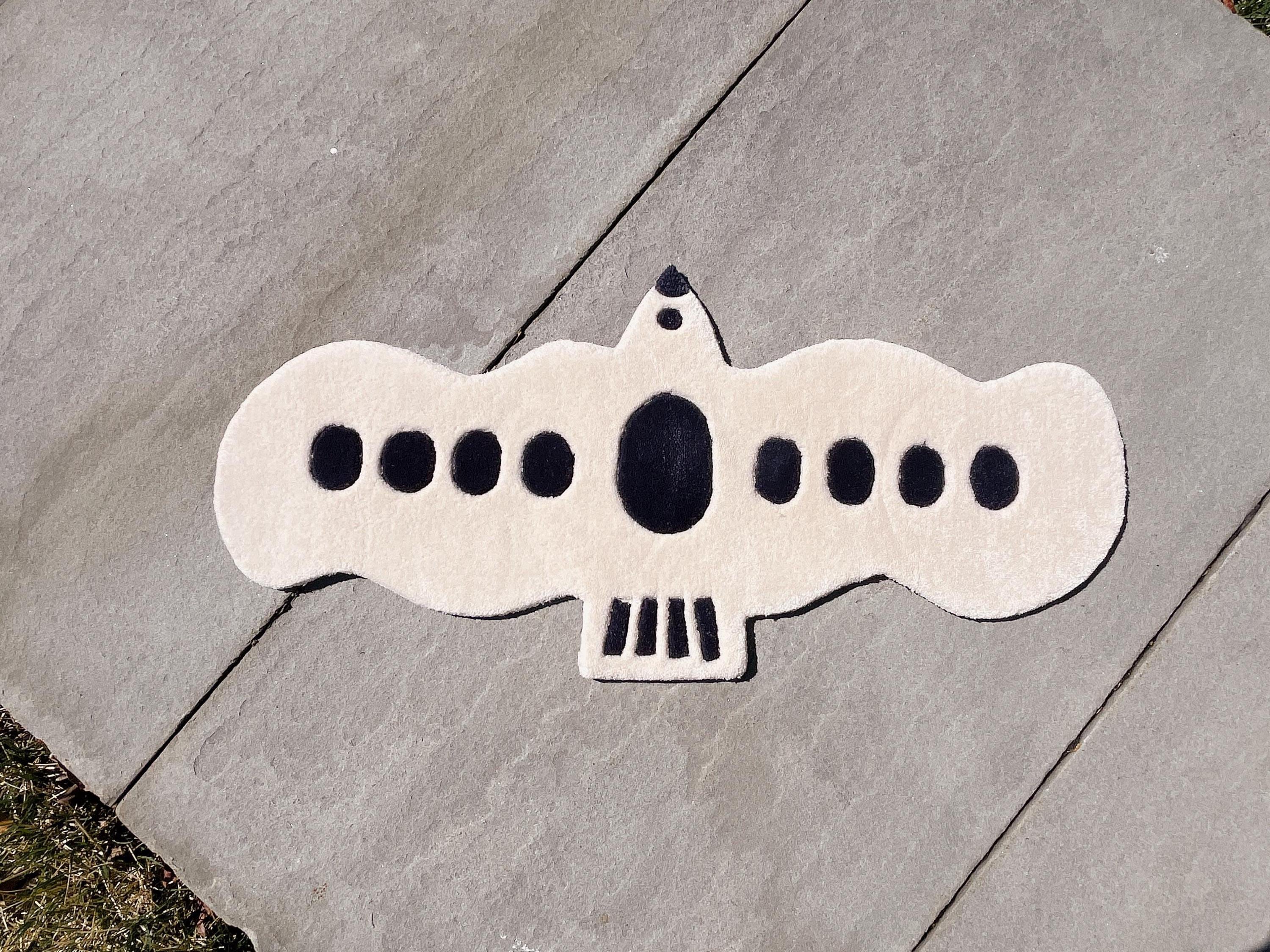 Minimalist Bird Rug: Black & White Hand-Tufted Accent Rug