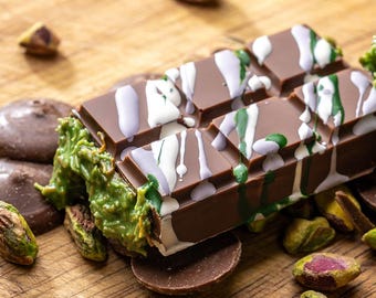 6 Pack of Traditional Pistachio Dubai Chocolate Bars by Dubai Bar USA