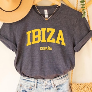 Ibiza Tee, Ibiza Shirt, Beach Shirt, Retro Sunset Travel Tee, Ibiza Vacation, Palm Tree Shirt, Honeymoon Gift, Vacation Shirt, Island