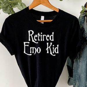 Rentner Emo Kind T-Shirt, Emo Shirt, älteres Emo Shirt, Emo Tshirt, Emo Subkultur Shirt, Emo Geschenk, Emo T-Shirts, Emo Familie, Emo Mama