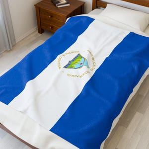 Nicaragua Velveteen Plush Blanket, Flag of Nicaragua, Custom Nicaragua Flag Blanket, Personalized Country Flag Gift, Nicaragua