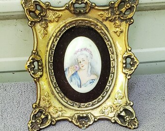 REDUCED FREE SHIPPING Vtg Fancy Gold Metal Framed Victorian Lady Button Small Ornate Antique Style Picture Frame