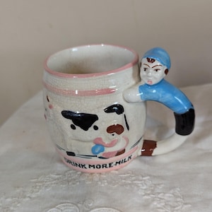 FREE SHIPPING Vtg Mid Century Ceramic Drink More Milk Cow Design Figural Handle Baby Cup Mug
