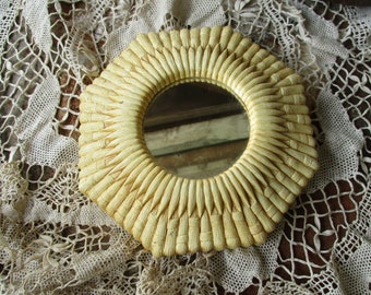REDUCED FREE SHIP Vtg Ornate Small Off White Vanilla Cream Tone Syroco Style Ribbed Starburst Look Wall Decor Mirror, Homco, Home Interiors?