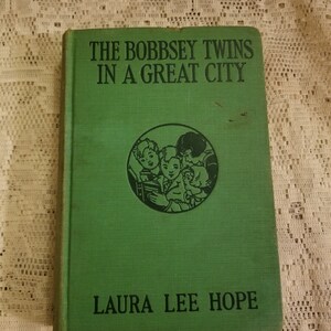 Reduced FREE SHIPPING Antique 1917 The Bobbsey Twins in a Great City Hardcover Book, Laura Lee Hope, GC