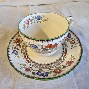 FREE SHIPPING Vtg Mid Century Copeland Spode Chinese Rose Cup and Saucer, England