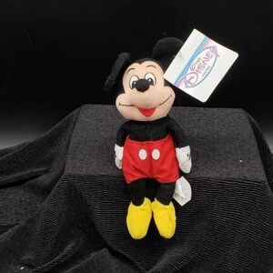 REDUCED FREE SHIPPING Vtg 1998 The Disney Store Mickey Mouse Bean Bag Plush Toy