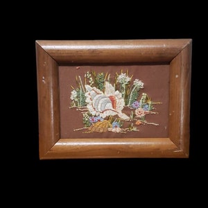 FREE SHIPPING Vtg Brown Tone Framed Completed Crewel Embroidery Needlework Seashells Wood Picture Frame