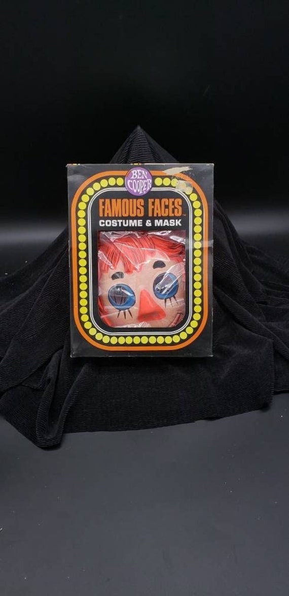 FREE SHIPPING Vtg 1979 Ben Cooper Famous Faces Ra… - image 1