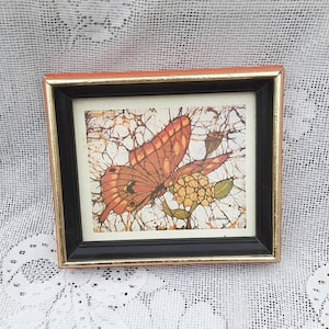 REDUCED FREE SHIPPING Vtg Mid Century Two Tone Framed Butterfly Art  Print Light Flecked Wood Picture Frame