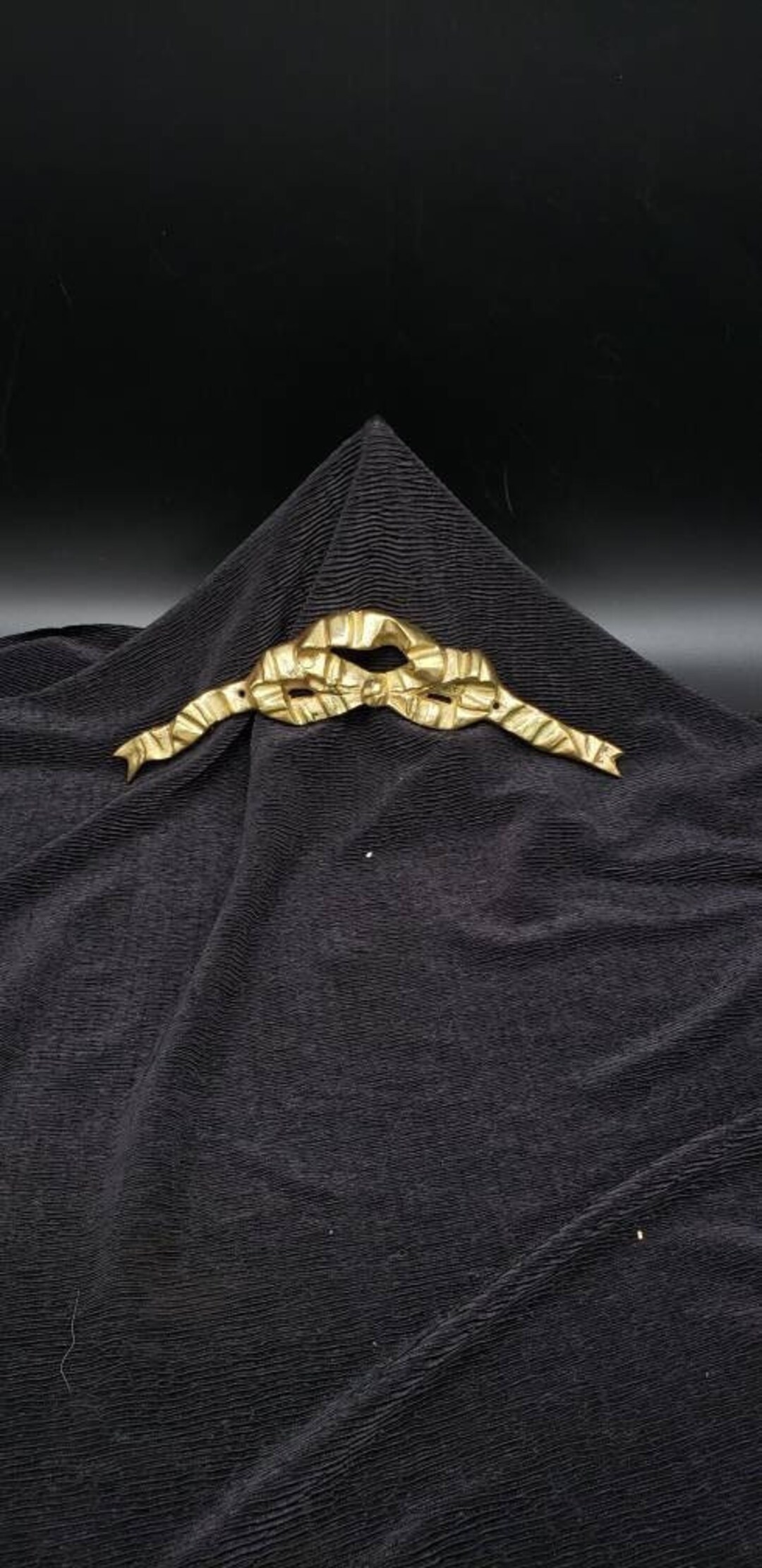 FREE SHIPPING Vtg Shiny Gold Metal Victorian Ribbon Bow Designs