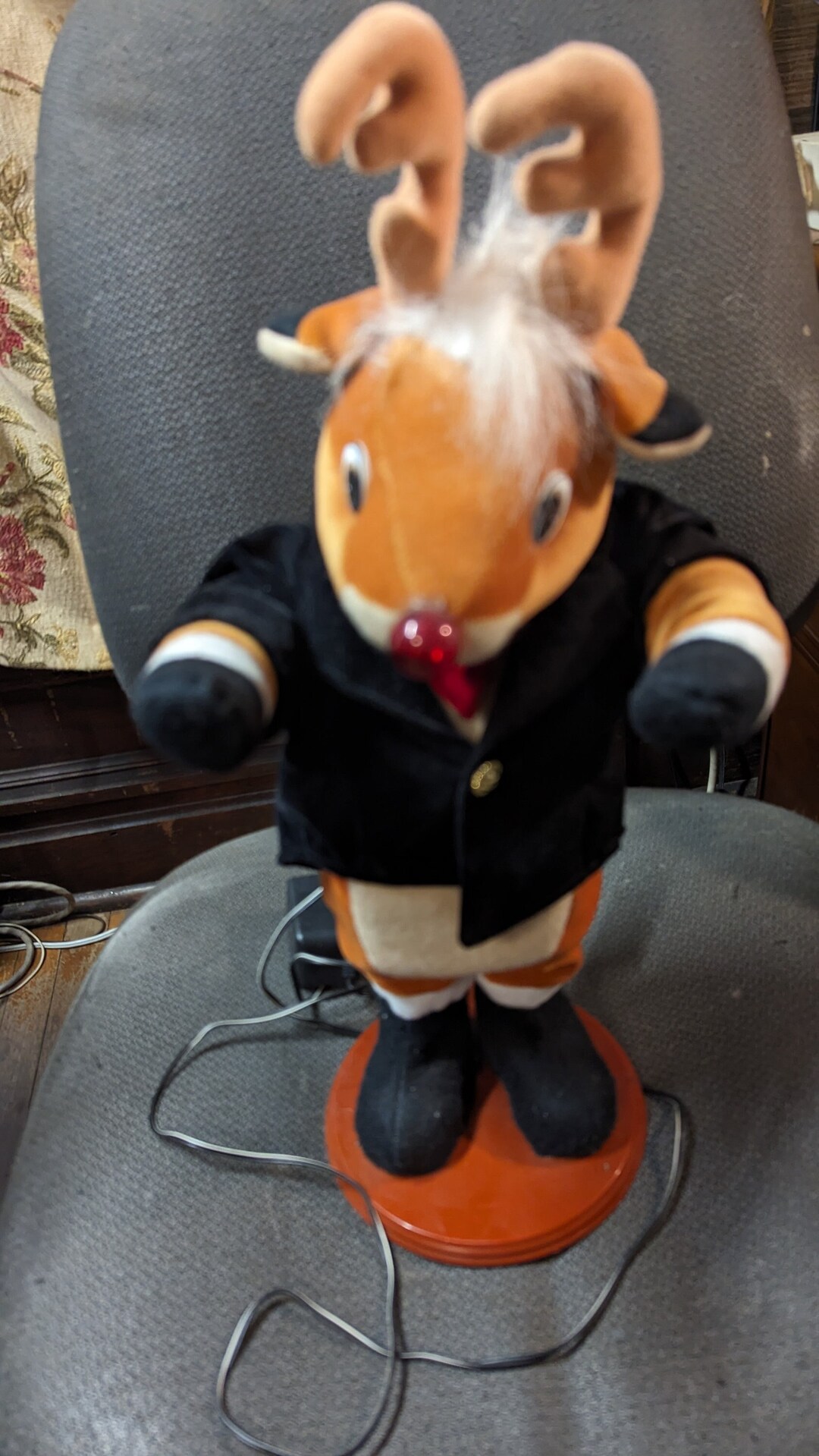 Vibrating Rudolph Reduced FREE SHIP Vtg 1977 Rudolph Company Singing Dancing Lighted Red ...
