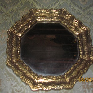 REDUCED FREE SHIPPING Vtg Small Italian Florentine Syroco Style 8 Sided Octagonal Gold Gilt Wall Mirror, Made in Italy