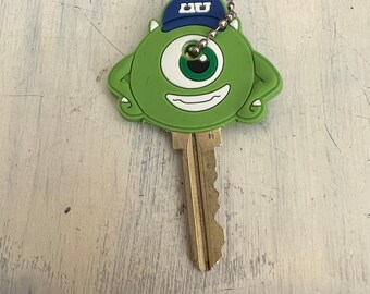 Disney Big MONSTERS INC university Mike Wazowski Silicone Keychain House Car Key Cover Cap Anime Holder Party supply