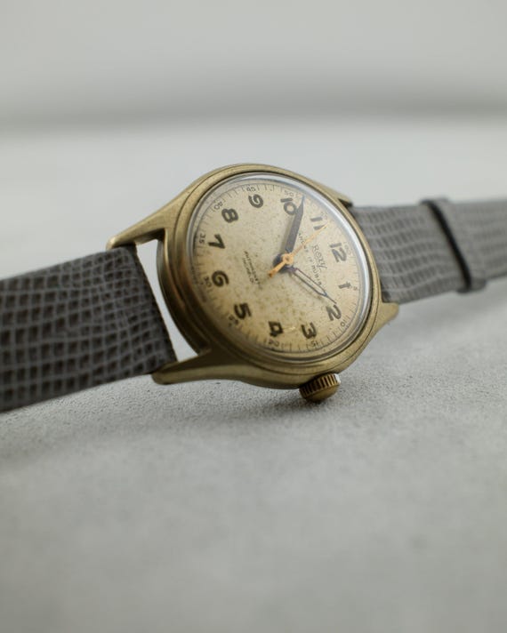 Roxy | Arogno Movement - image 3