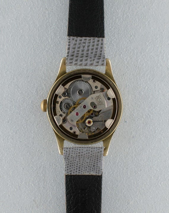 Roxy | Arogno Movement - image 9