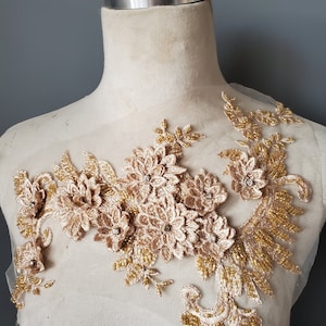 3D  embroidered and beaded  flower   applique    1 pieces listing
