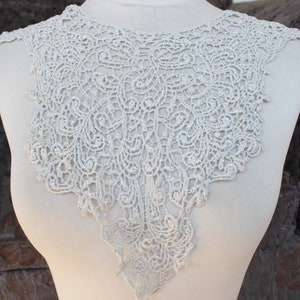 Cute silver color  venice applique     1 pieces listing