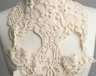 Ivory Skull Lace Applique, Sewing Craft Trim (12x14 inch)