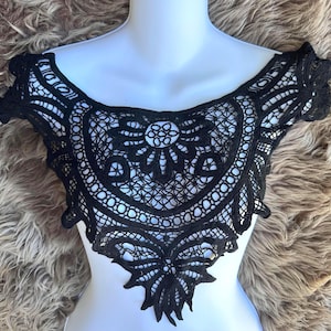 Black Lace Applique, Sewing Craft Trim (17x12x15 inch)