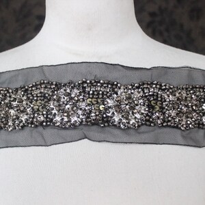 Cute embroidered  and beaded    applique 1   pieces listing
