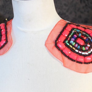 Cute embroidered  and beaded    applique  1   pieces listing