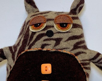 Handmade Woolen Totoro-Inspired Plush - Animal Print Sweater Toy