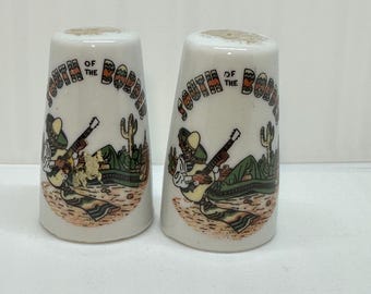 Vintage Kenmar South of The Border Souvenir Ceramic Salt & Pepper Shakers, Japan