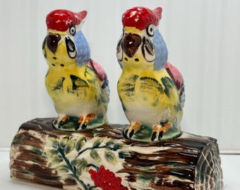 Vintage Colorful Thames Parrots Sitting Perched on Log Ceramic Salt & Pepper Shakers, Japan