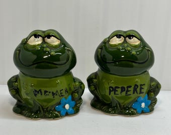 Vintage Holt Howard Anthropomorphic Green Frog Ceramic Salt & Pepper Shakers, Japan