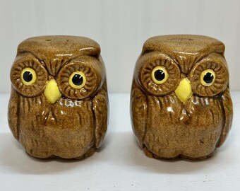 Vintage Brown Owl Ceramic Salt & Pepper Shakers